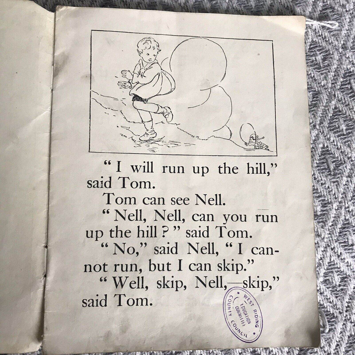 1939 A Run Up The Hill Book by Margaret Piggott (H. Milford) - First Steps for Tiny Folks - Honeyburn Books (UK)