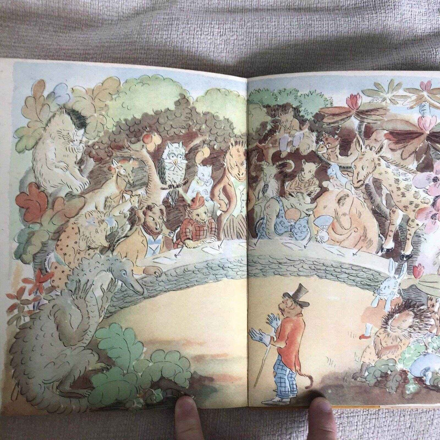 1944 Summer Island Renee Sidney by Achoy Illust at Lutterworth Press - Honeyburn Books (UK)