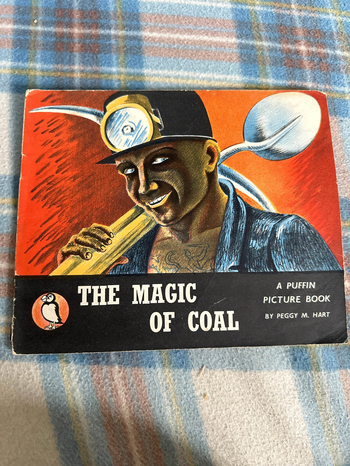 1945 The Magic Of Coal(Puffin Picture Book no49) Peggy M. Hart - Honeyburn Books (UK)