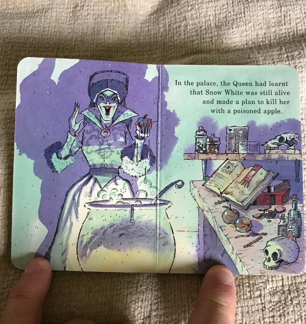 Snow White (Board Book Miniature) - Honeyburn Books (UK)