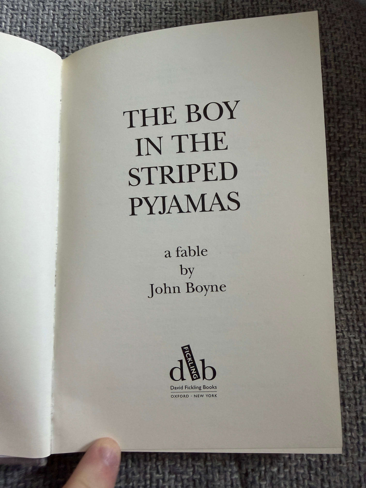 2006 The Boy In The Striped Pyjamas - John Boyne (David Fickling Books) - Honeyburn Books (UK)