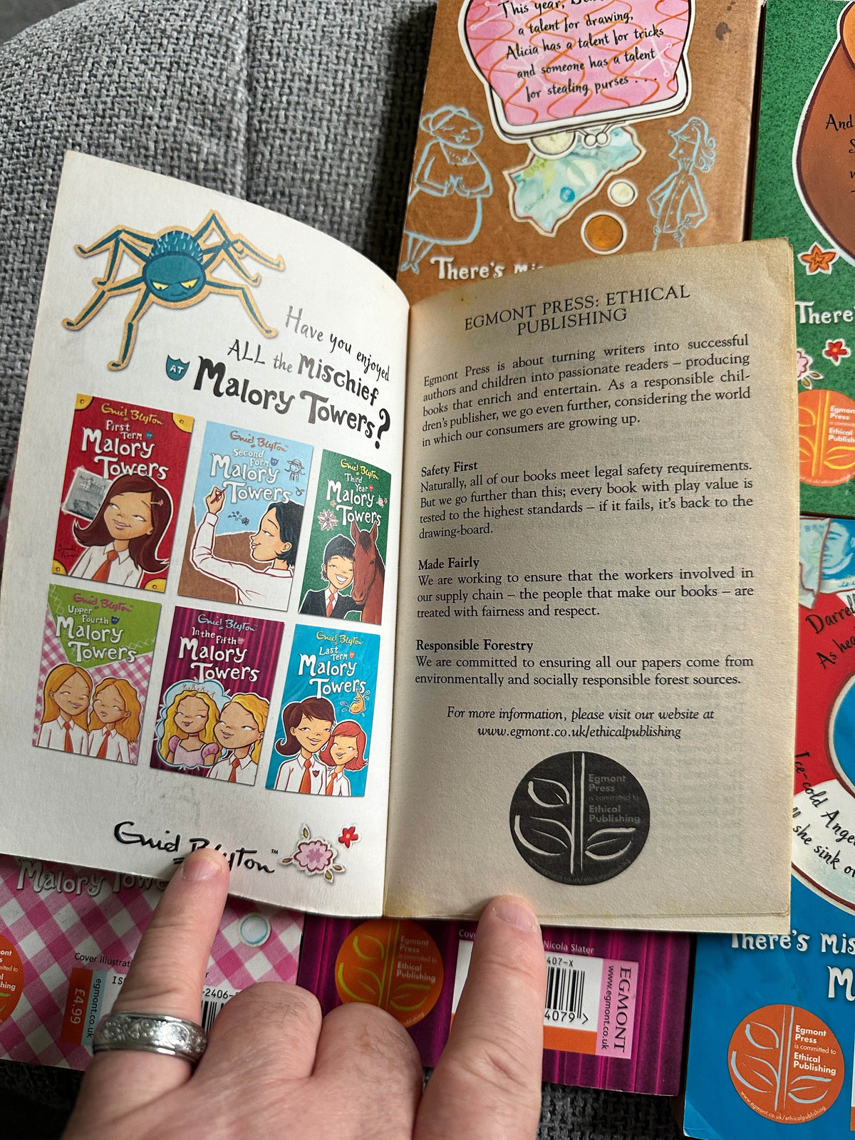 2006 Full Set 6x Malory Towers Books - Enid Blyton (Nicola Slater cover illustration) Egmont - Honeyburn Books (UK)