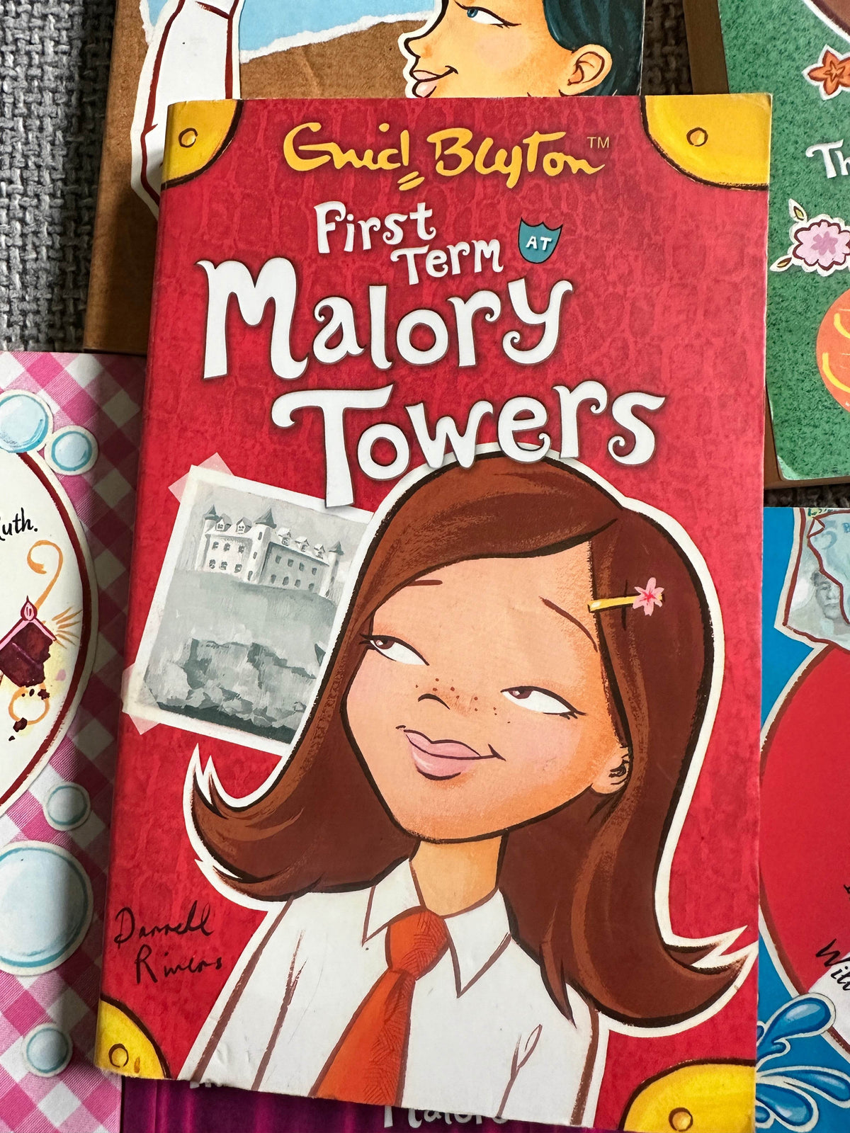 2006 Full Set 6x Malory Towers Books - Enid Blyton (Nicola Slater cover illustration) Egmont - Honeyburn Books (UK)