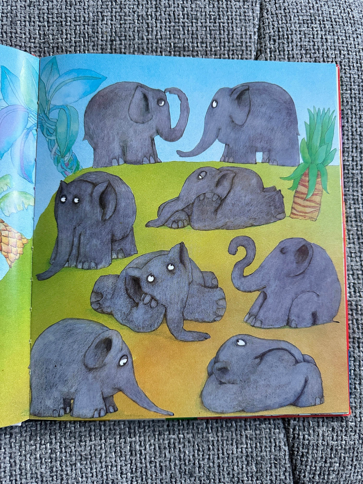 1998*1st* The Bumper Book Of Elmer - David McKee (Andersen Press) - Honeyburn Books (UK)
