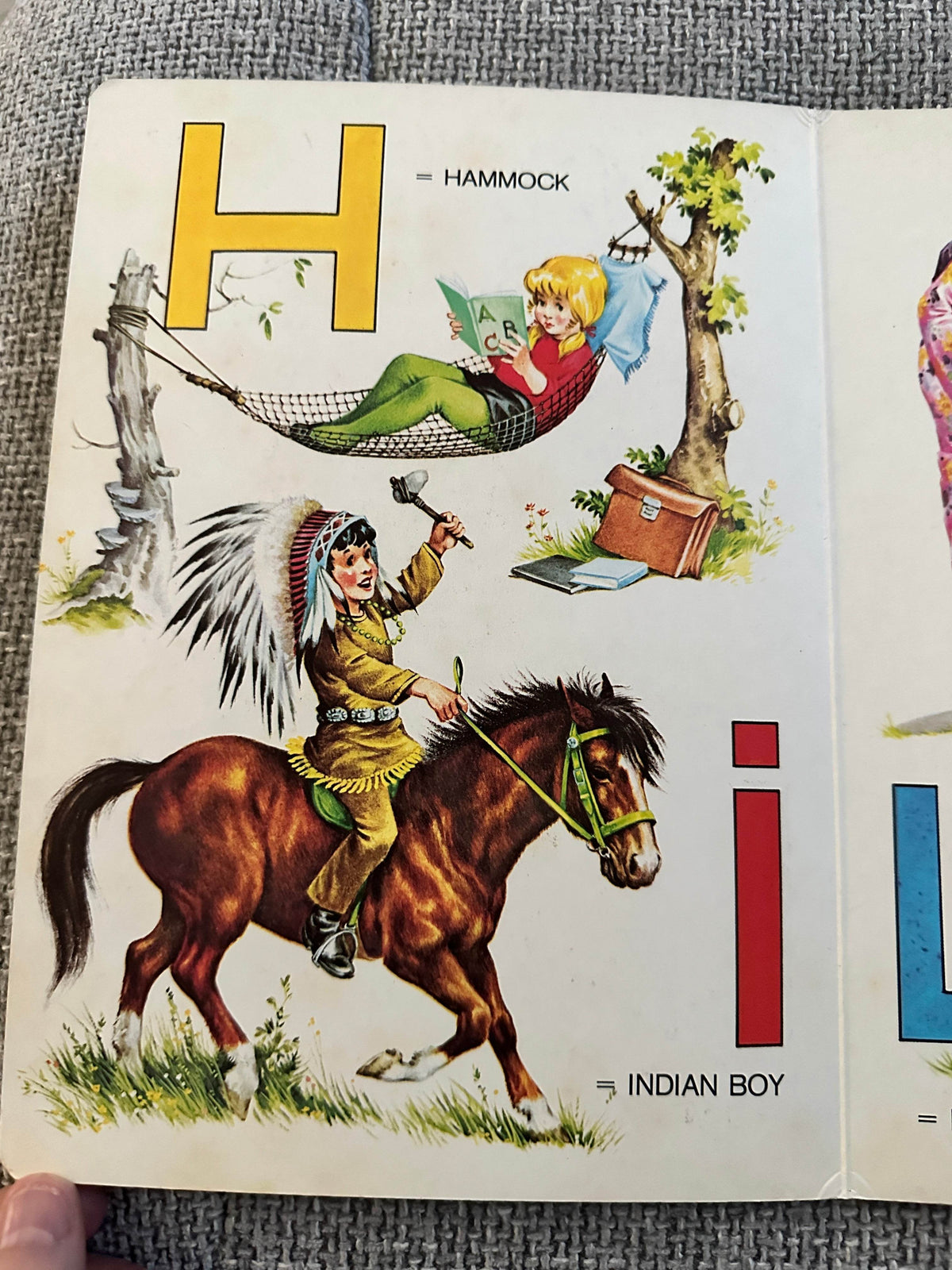 1950’s A. B. C. Board Book (W. F. Graham (Northampton) Ltd - Honeyburn Books (UK)