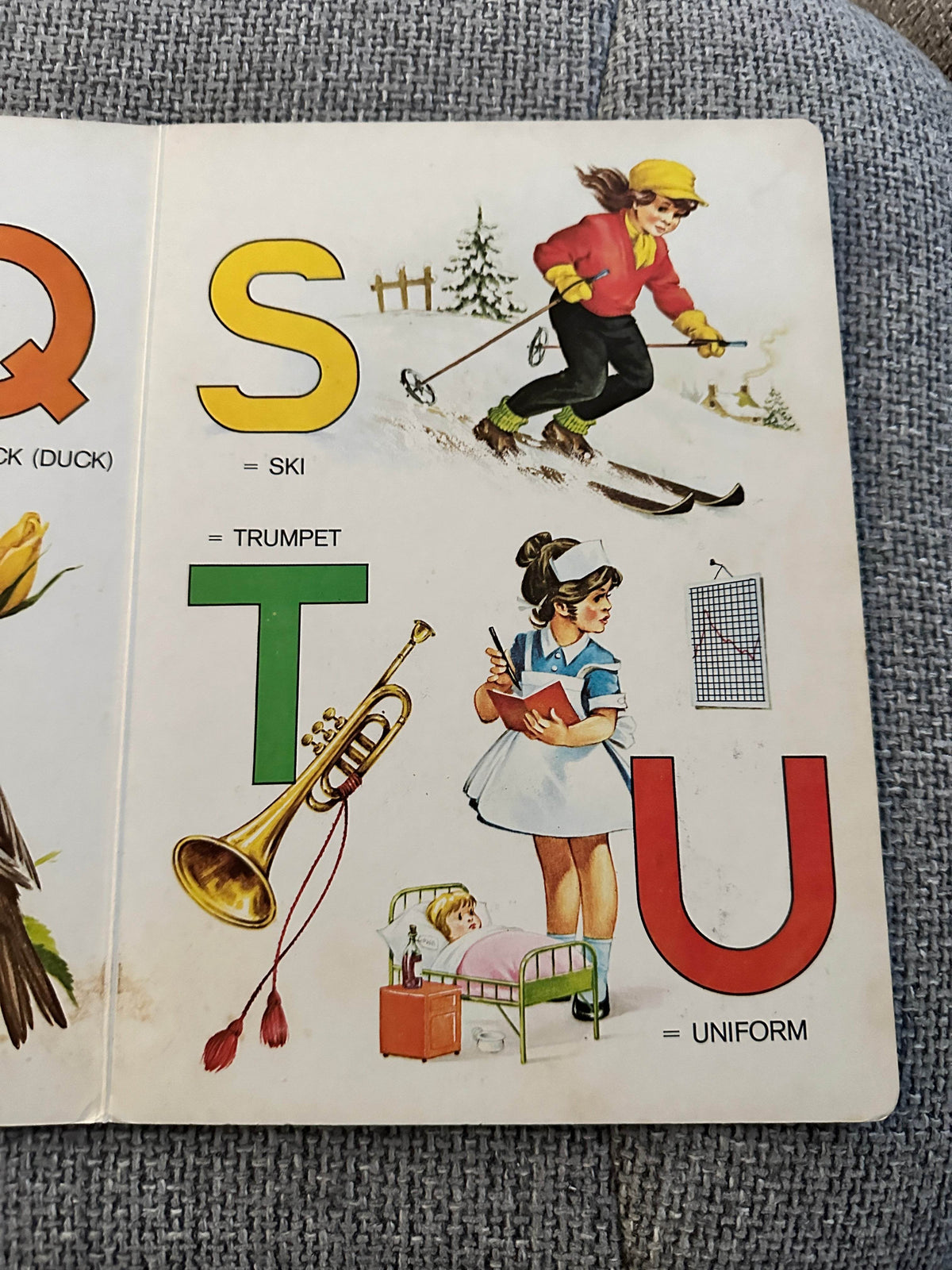 1950’s A. B. C. Board Book (W. F. Graham (Northampton) Ltd - Honeyburn Books (UK)