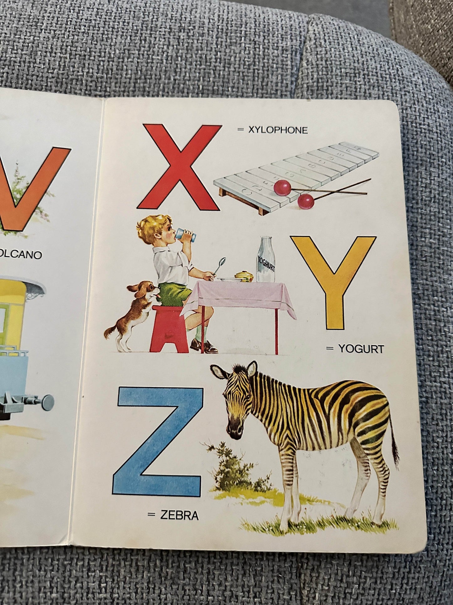 1950’s A. B. C. Board Book (W. F. Graham (Northampton) Ltd - Honeyburn Books (UK)