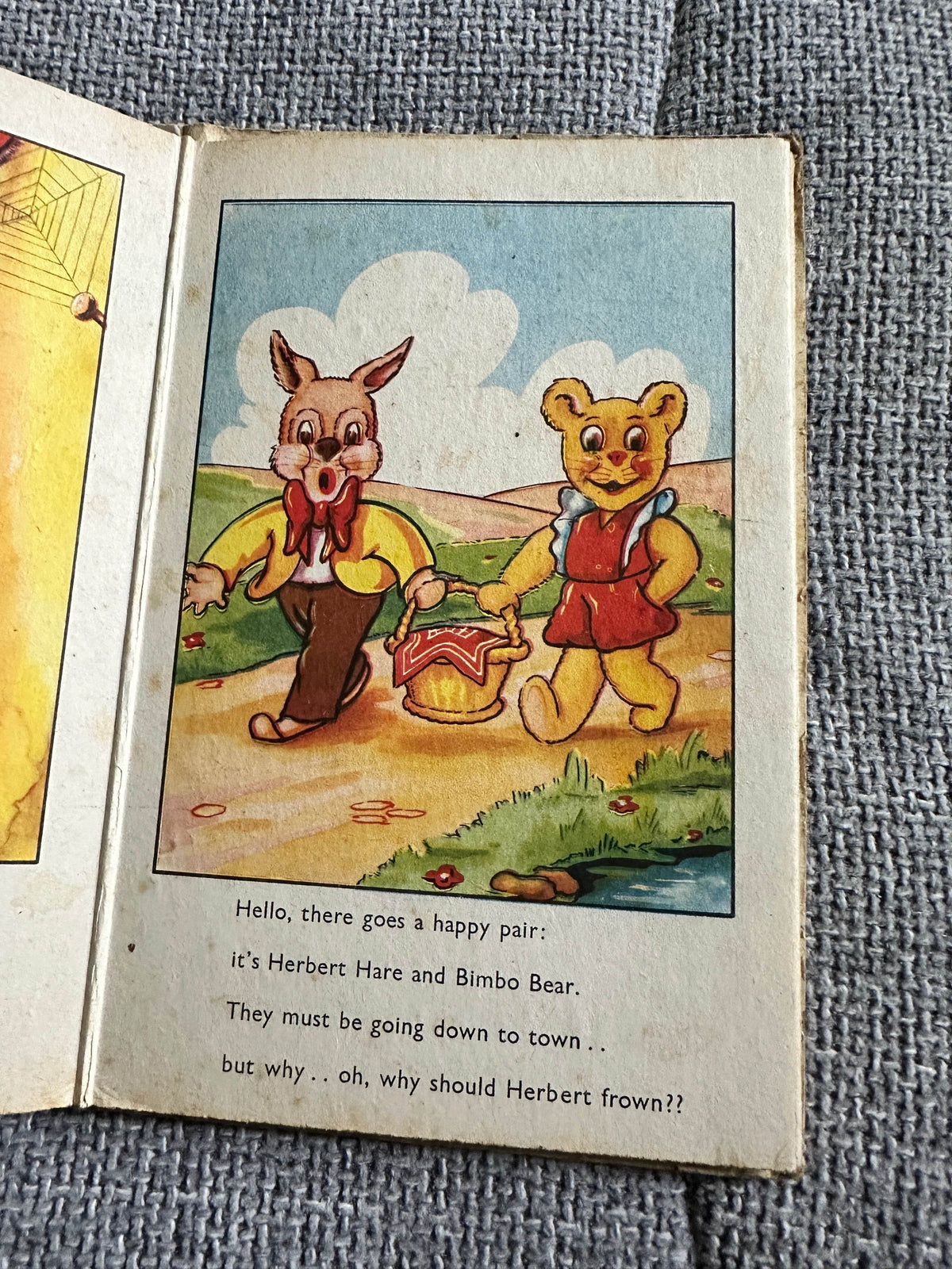 1940’s In Animal Land (Concertina Style) “Margo” Production Board Book - Honeyburn Books (UK)