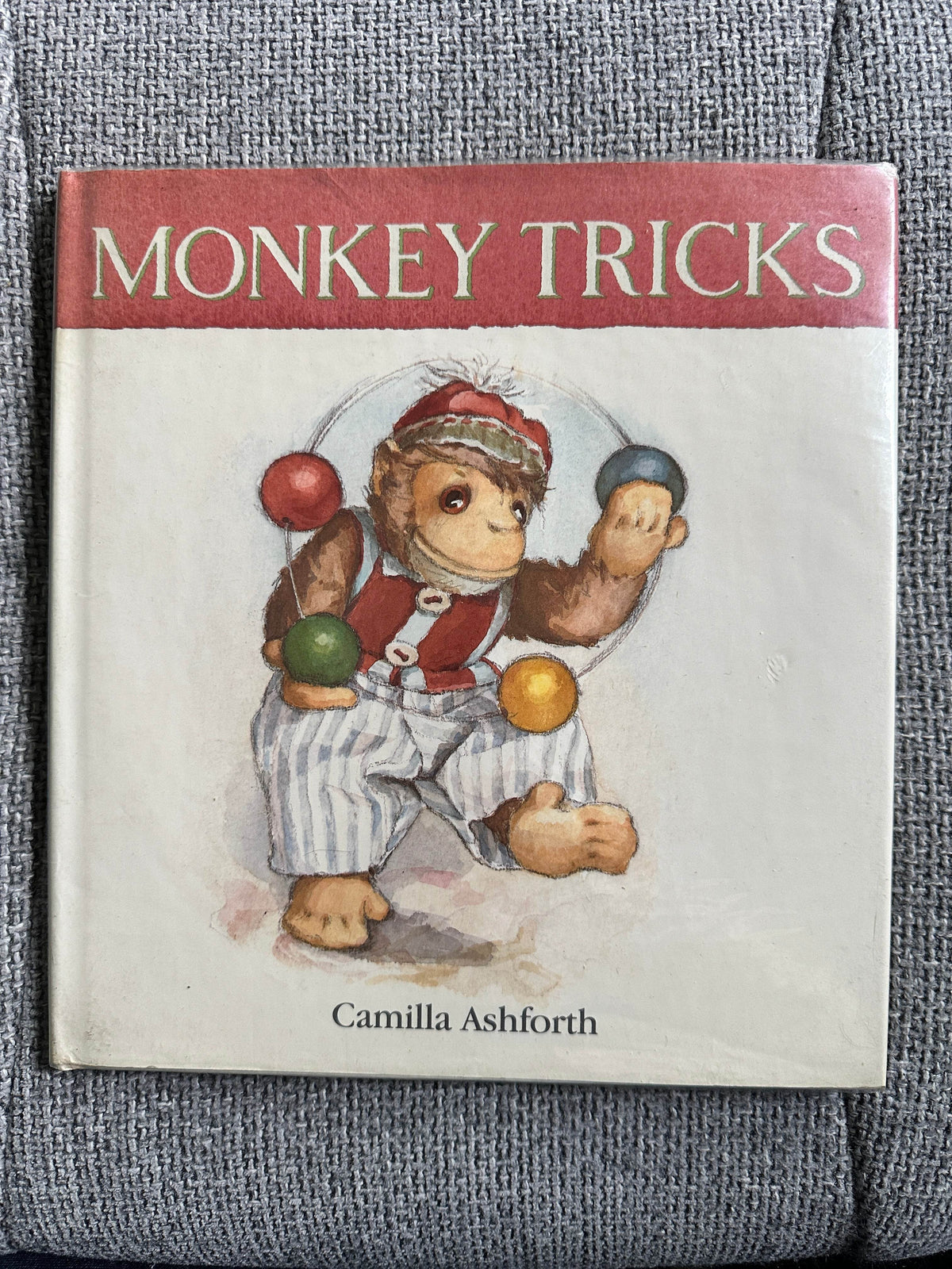 1992*1st* Monkey Tricks - Camilla Ashforth (Walker Books) - Honeyburn Books (UK)