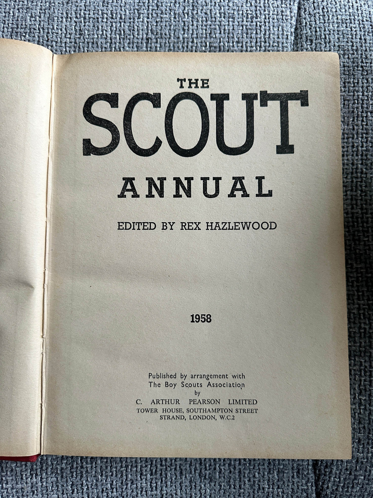 1958 The Scout Annual - Rex Hazlewood (Pearson Publishers) - Honeyburn Books (UK)