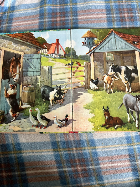 1950’s Cherry Tree Farm - A. E. Kennedy(The Sunshine Press) - Honeyburn Books (UK)