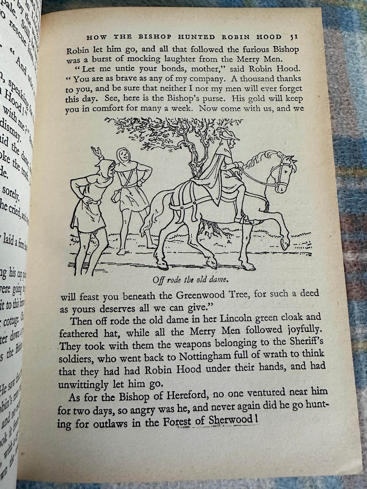 1963 Tales Of Brave Adventure - Enid Blyton(Janet & Anne Grahame Johnstone uncredited) Dean & Son Ltd - Honeyburn Books (UK)
