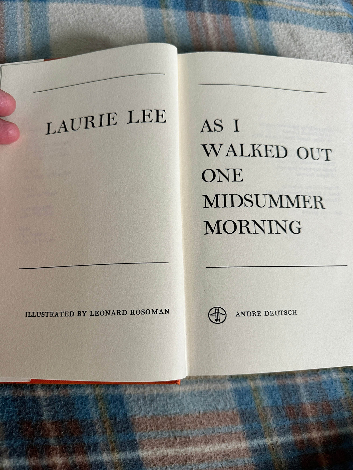 1980 As I Walked Out One Midsummer Morning - Laurie Lee(Leonard Rosoman illustration)Andre Deutsch - Honeyburn Books (UK)
