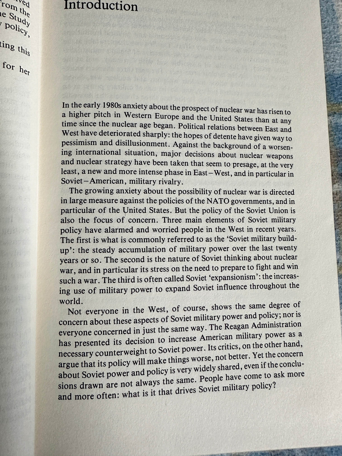 1983*1st* The Soviet Union & The Arms Race - David Holloway(Yale University Press) - Honeyburn Books (UK)