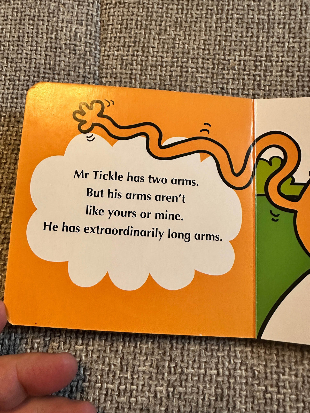 2016 Here Comes Mr. Tickle - Roger Hargreaves (Dean & Son) Board book - Honeyburn Books (UK)