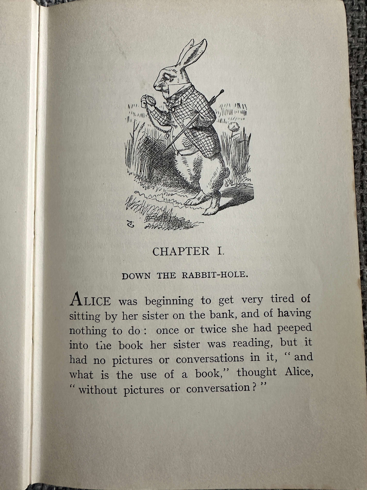 1965 Alice’s Adventures In Wonderland - Lewis Carroll (John Tenniel Illust) MacMillan & Co Ltd