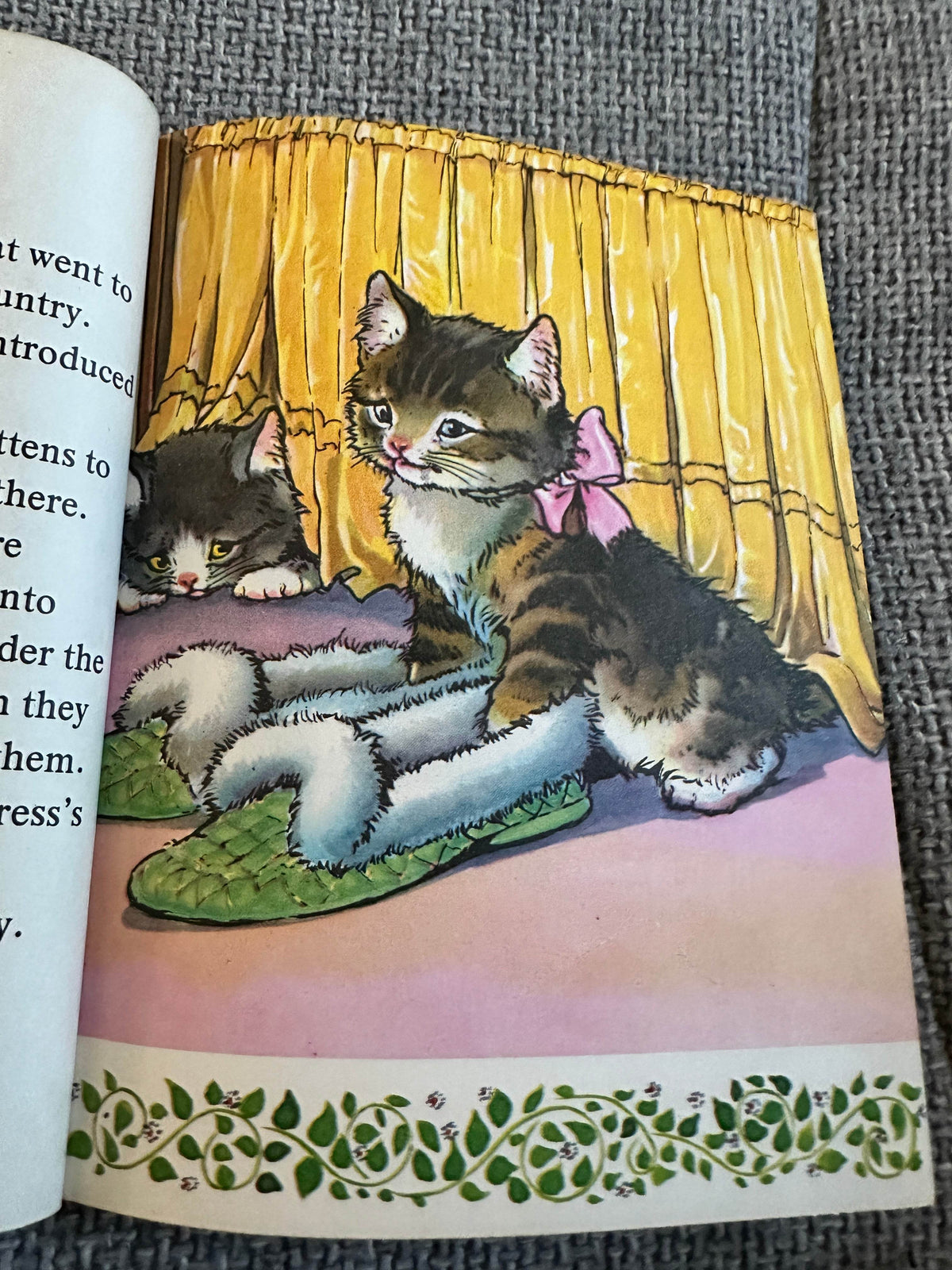 1949 Kitty’s Summer Holiday (Diamond Series) Litor Publisher - Honeyburn Books (UK)