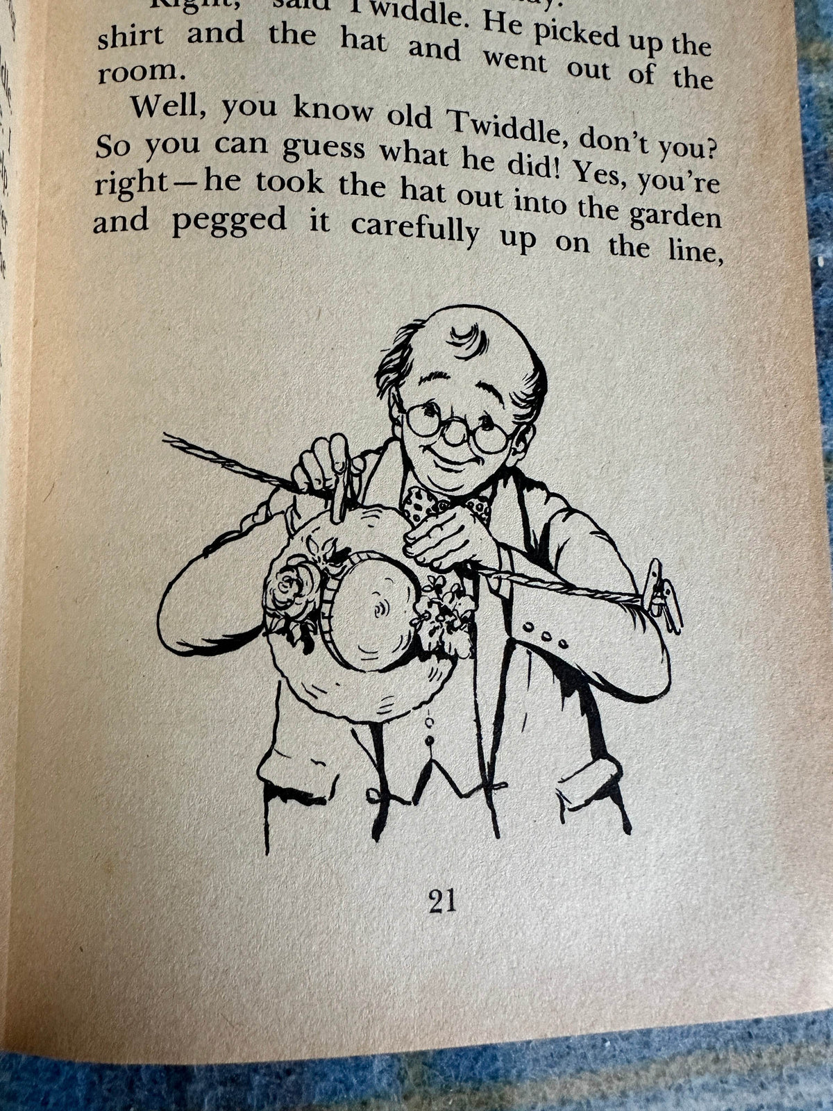 1971 Don’t Be Silly Mr. Twiddle - Enid Blyton(Dean & Son Ltd) - Honeyburn Books (UK)