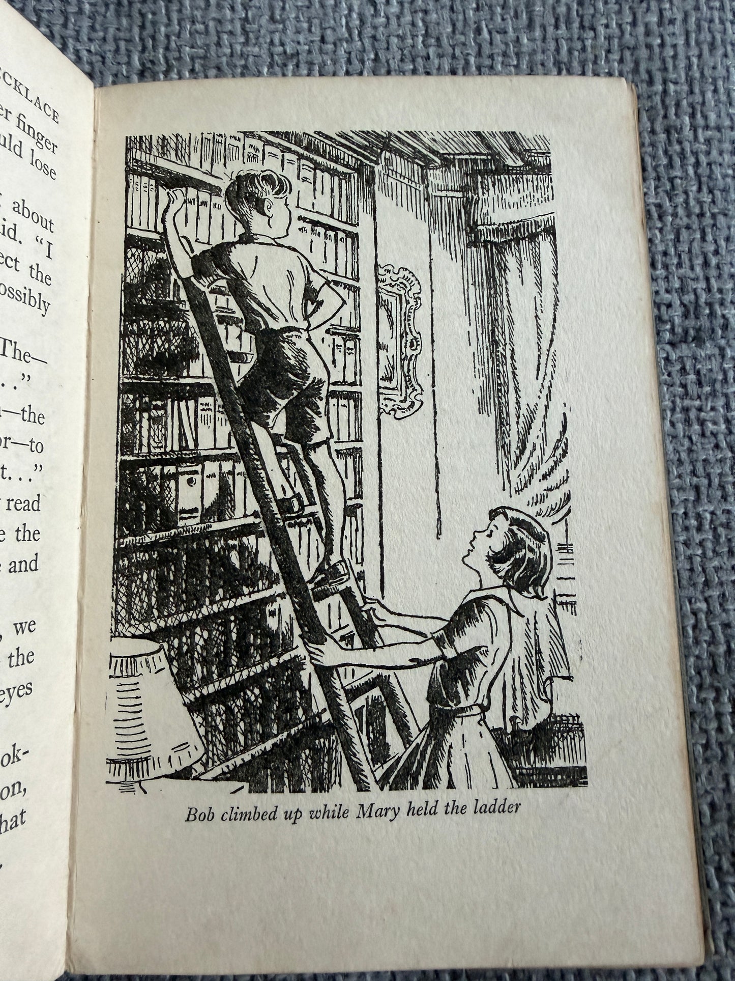 1954*1st* The Adventure Of The Secret Necklace - Enid Blyton (Isabel Veevers illust) Lutterworth Press - Honeyburn Books (UK)