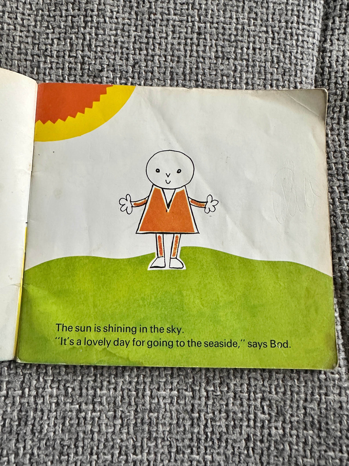 1977 Bod On The Beach - Michael & Joanne Cole (Methuen Children’s Books) - Honeyburn Books (UK)