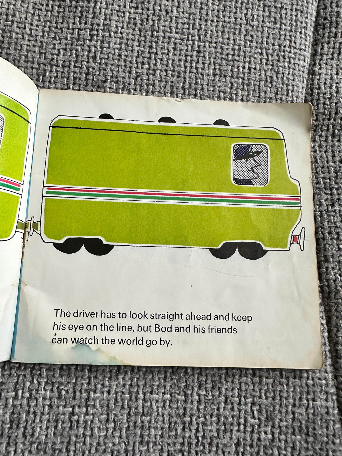1977 Bod On The Beach - Michael & Joanne Cole (Methuen Children’s Books) - Honeyburn Books (UK)