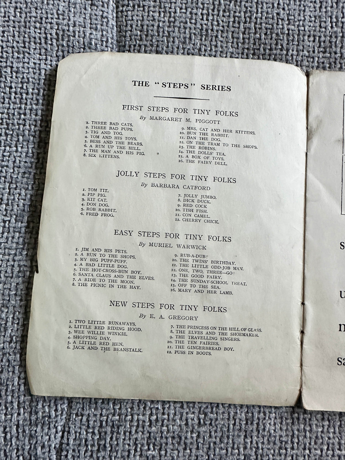 1939 First Steps For Tiny Folks (A Run Up The Hill) Margaret M. Piggott (Humphrey Milford) - Honeyburn Books (UK)