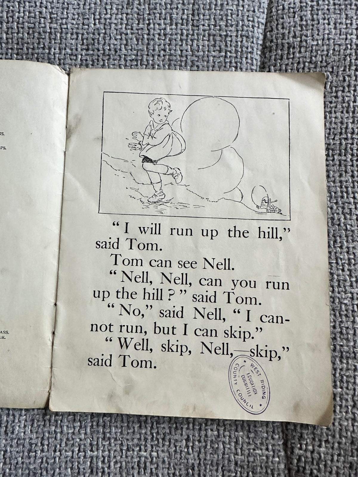 1939 First Steps For Tiny Folks (A Run Up The Hill) Margaret M. Piggott (Humphrey Milford) - Honeyburn Books (UK)