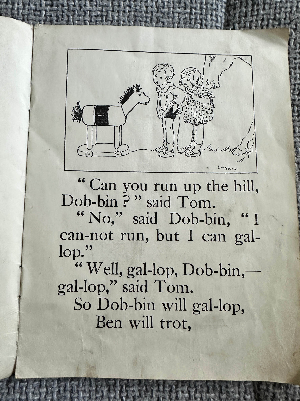 1939 First Steps For Tiny Folks (A Run Up The Hill) Margaret M. Piggott (Humphrey Milford) - Honeyburn Books (UK)