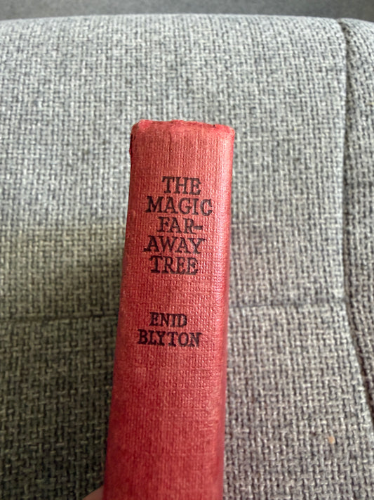 1967 The Magic Faraway Tree Book by Enid Blyton with Illustrations by Dorothy M. Wheeler, George Newnes Ltd.