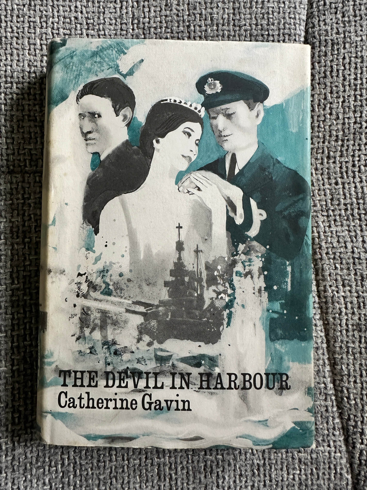 1968*1st* The Devil In Harbour - Catherine Gavin (Companion Book Club) - Honeyburn Books (UK)