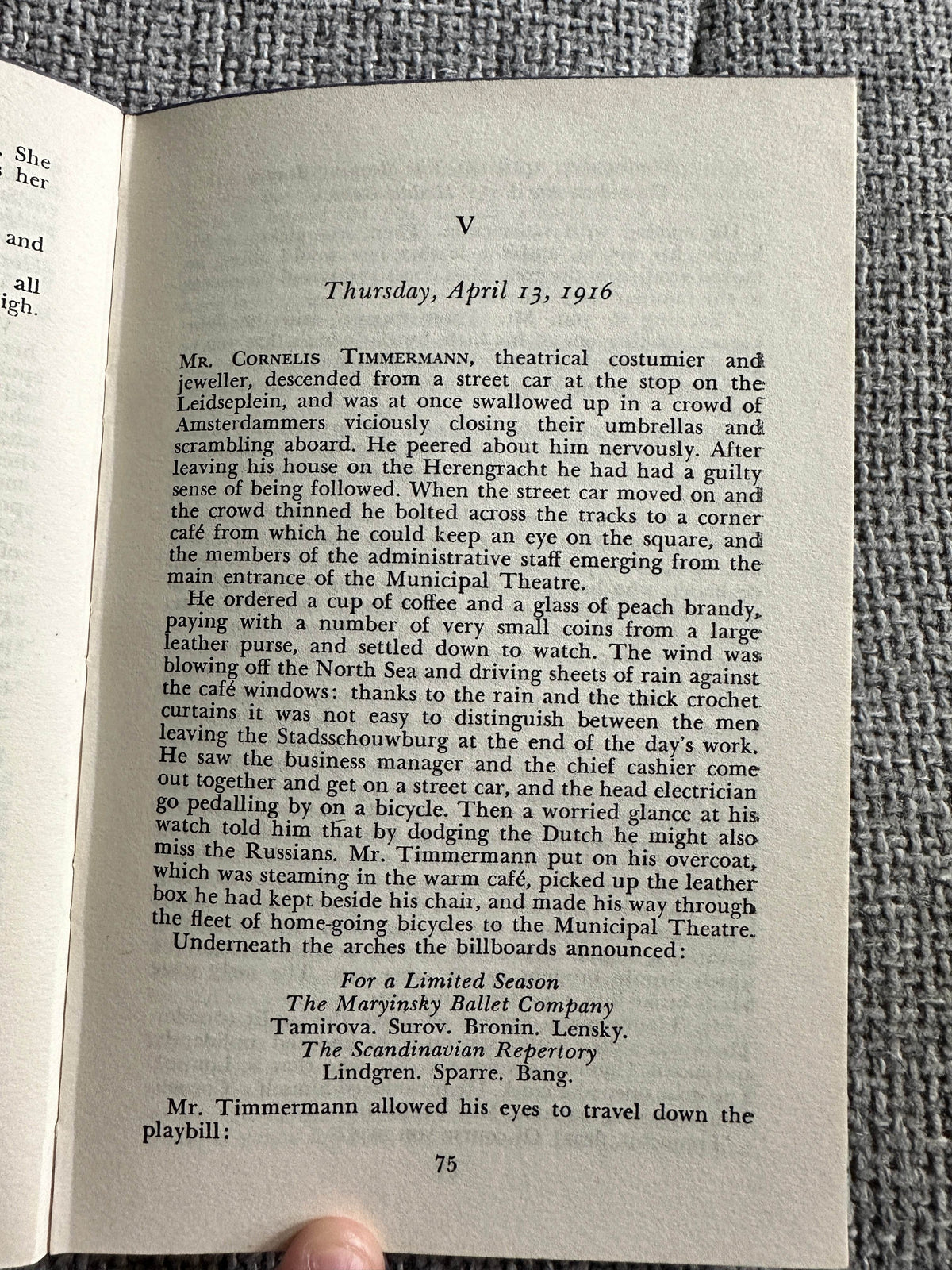 1968*1st* The Devil In Harbour - Catherine Gavin (Companion Book Club) - Honeyburn Books (UK)