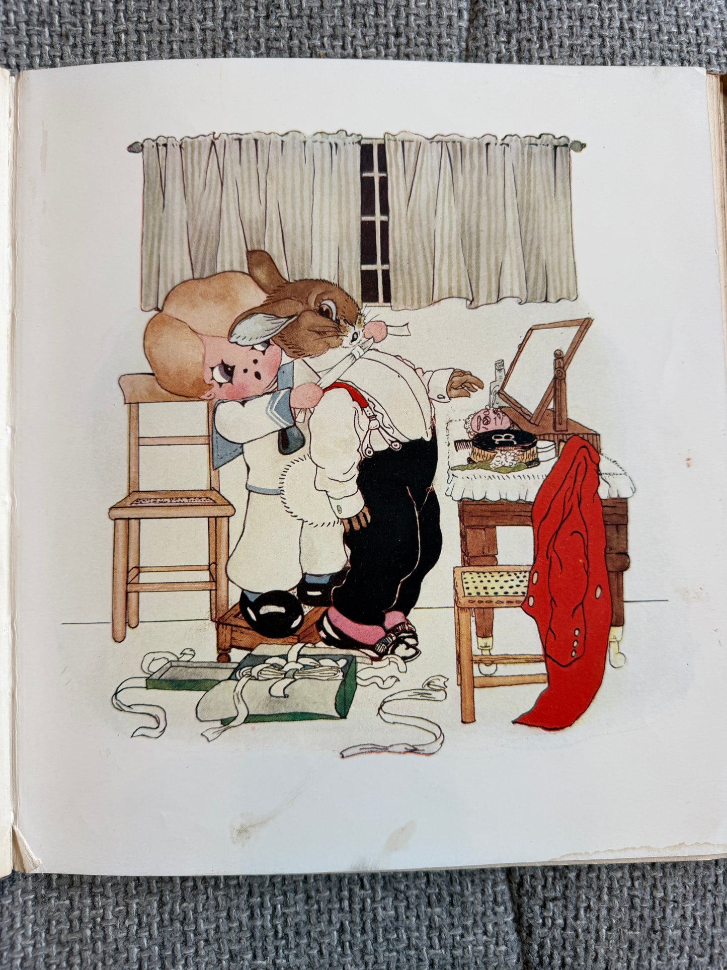 1910 The Peek-A-Boos Among The Bunnies - Chloë Preston & George Howard-Vyse illust. Henry Frowde, Hodder & Stoughton