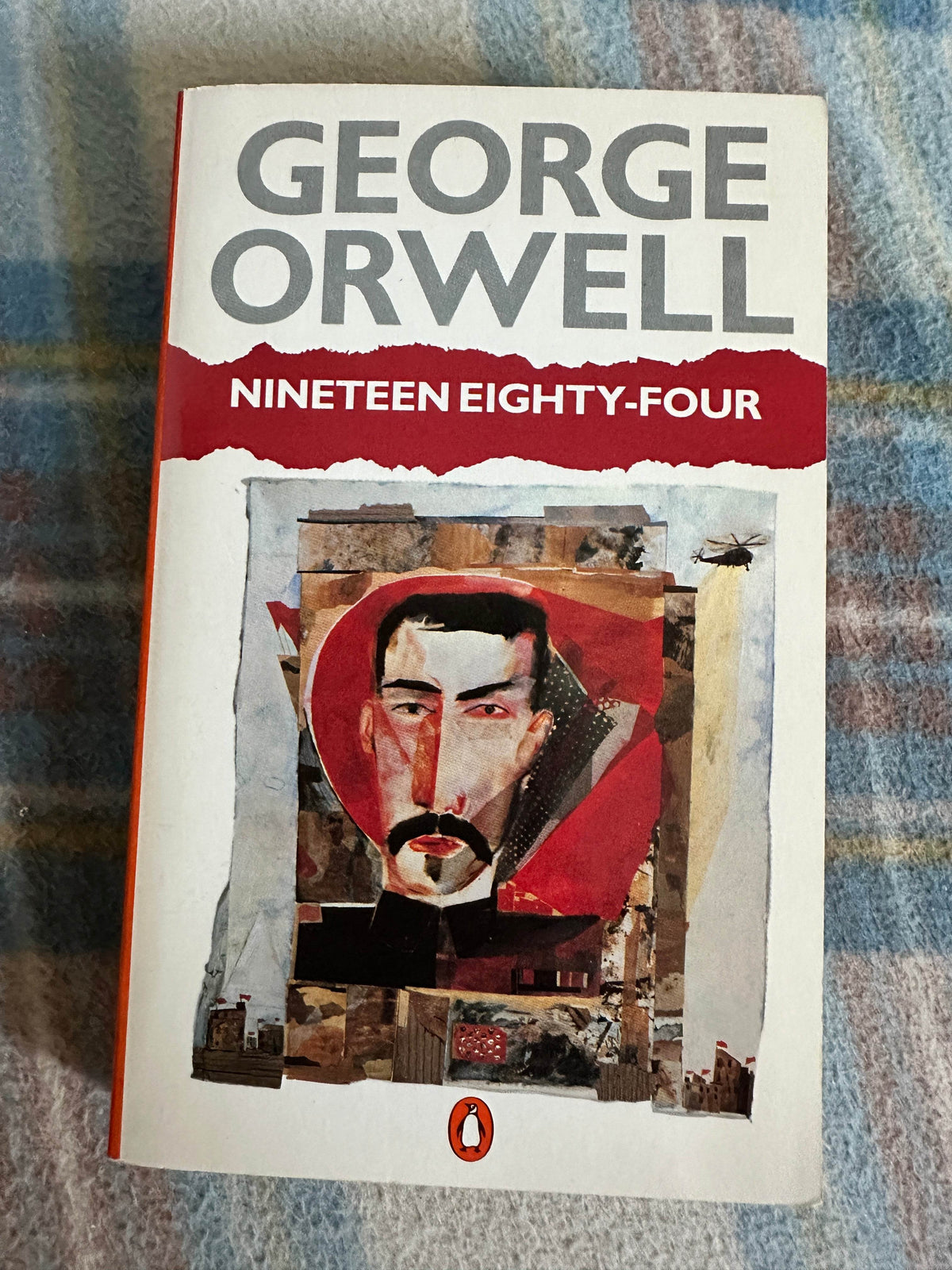 1990 Nineteen Eighty Four - George Orwell(Penguin) - Honeyburn Books (UK)