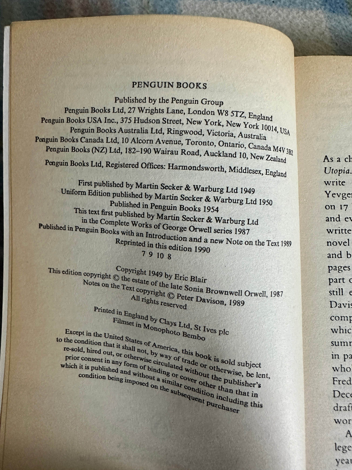 1990 Nineteen Eighty Four - George Orwell(Penguin) - Honeyburn Books (UK)