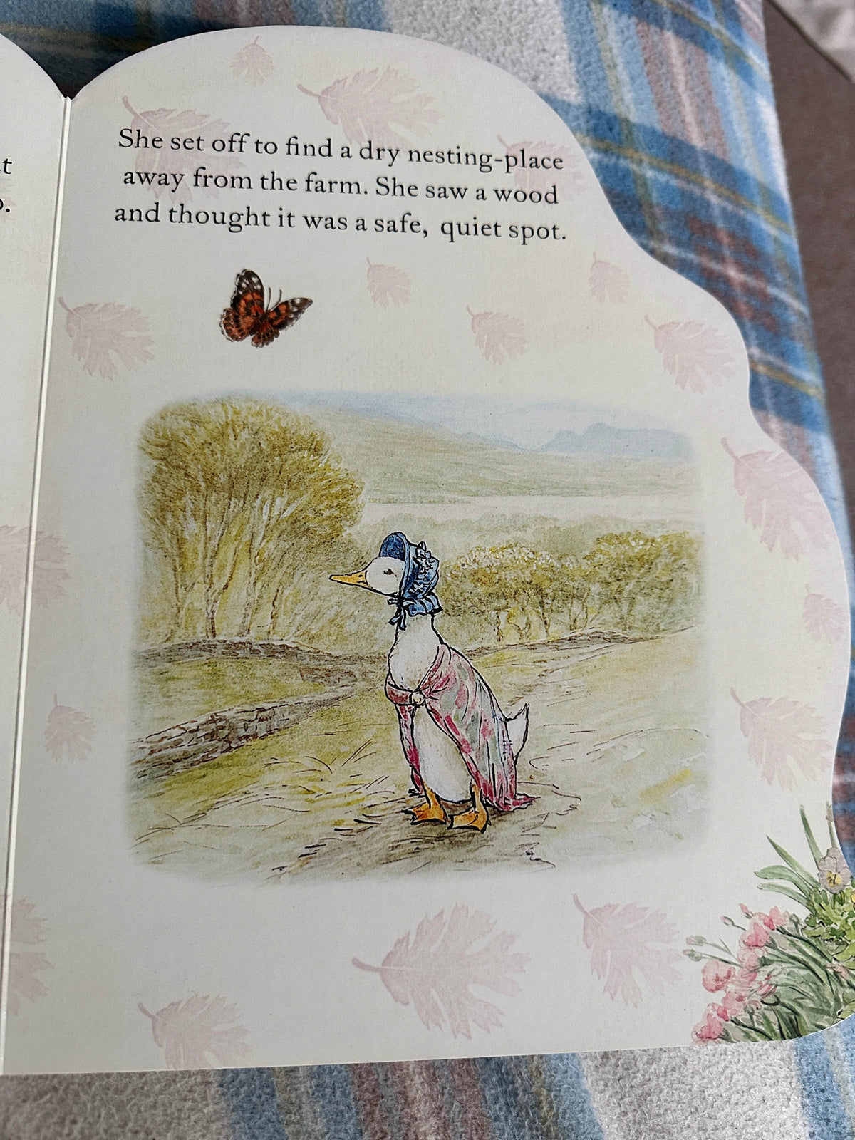 2006 Jemima Puddle-Duck(Board Shaped Book) Beatrix Potter(Frederick Warne & Co Ltd) - Honeyburn Books (UK)