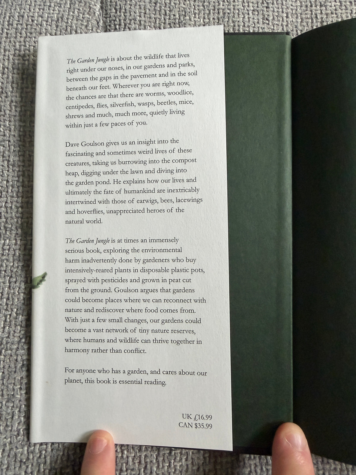 The Garden Jungle Book: Gardening to Save the Planet by Dave Goulson - Jonathan Cape Edition 2019 - Honeyburn Books (UK)