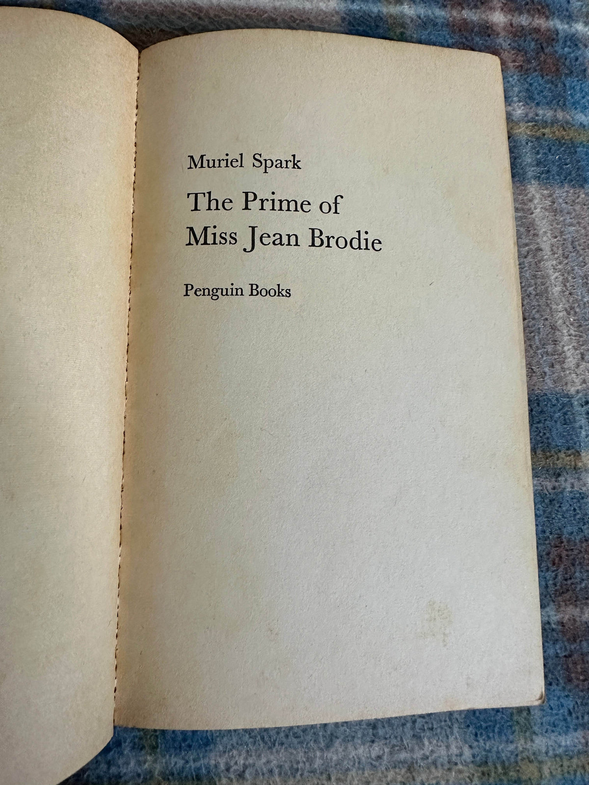 1969 The Prime of Miss Jean Brodie - Muriel Spark(Penguin) - Honeyburn Books (UK)
