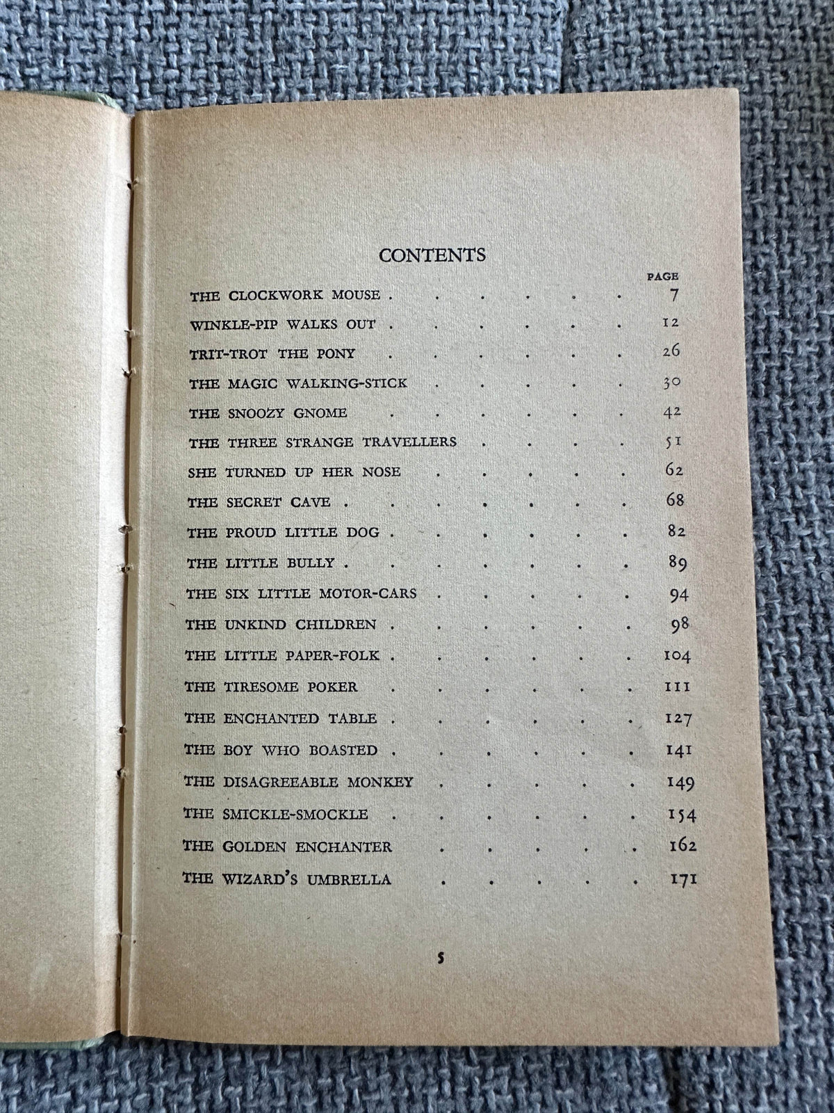 1963 Chimney Corner Stories - Enid Blyton (Dean & Son Ltd) - Honeyburn Books (UK)