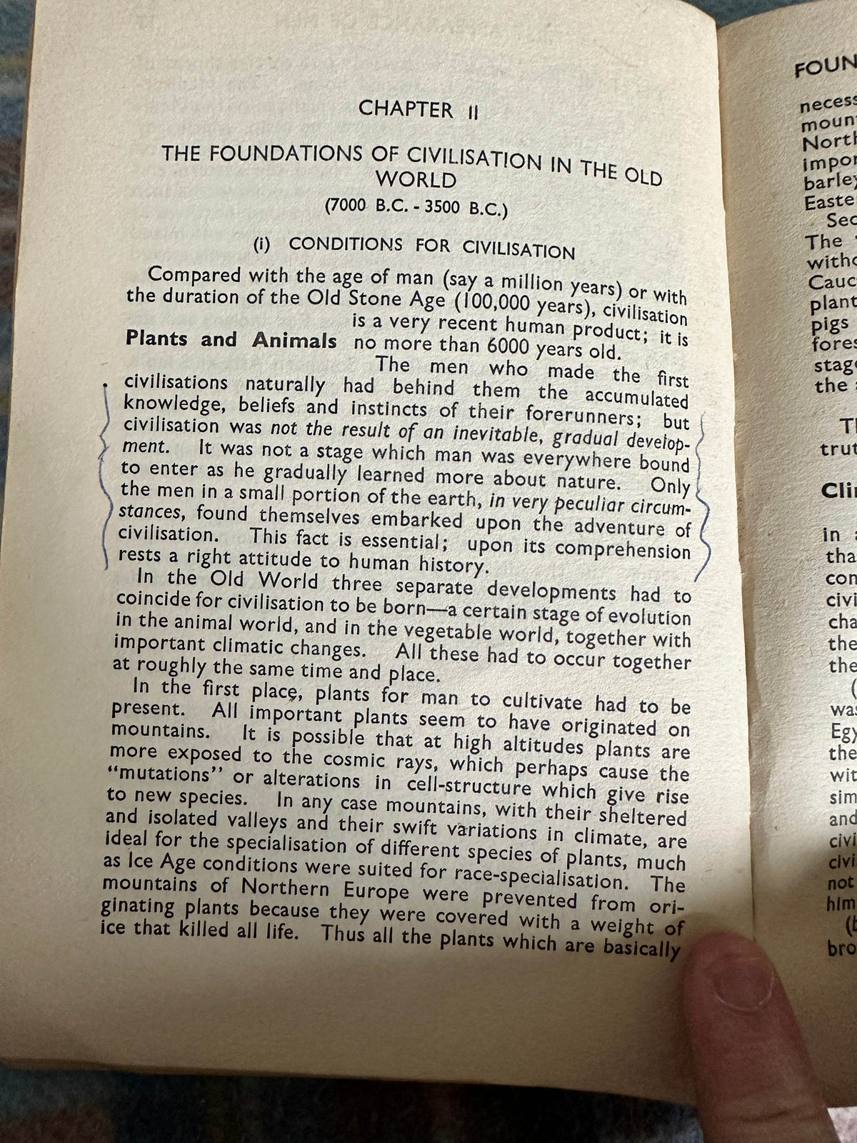 1947 An Outline Of Man’s History - Patrick Gordon Walker(J. F. Horrabin maps) N.C.L.C. Publishing Society Ltd - Honeyburn Books (UK)