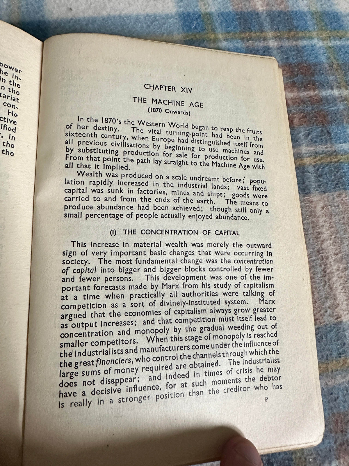1947 An Outline Of Man’s History - Patrick Gordon Walker(J. F. Horrabin maps) N.C.L.C. Publishing Society Ltd - Honeyburn Books (UK)