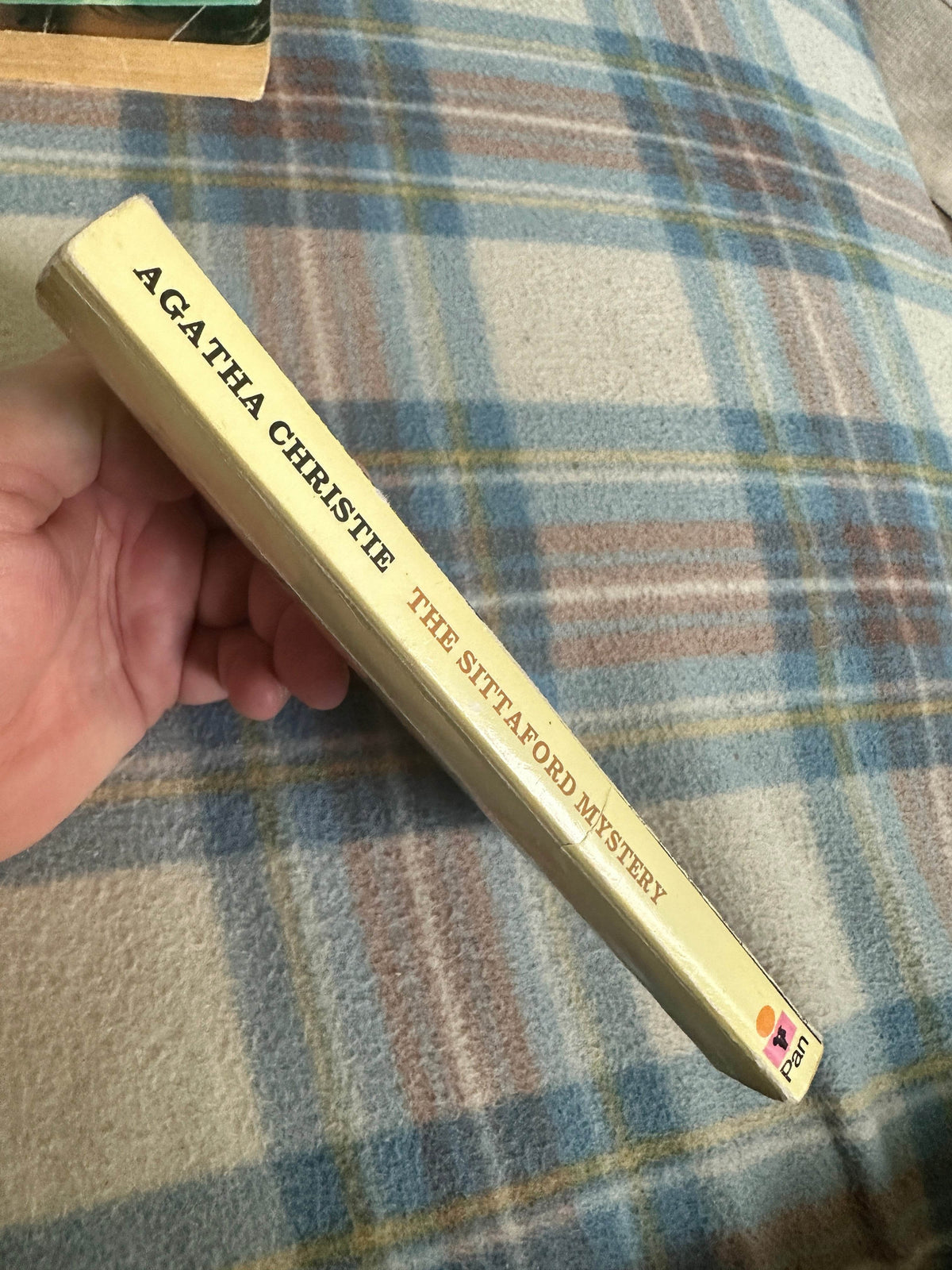 1981 The Sittaford Mystery - Agatha Christie(Pan Books) - Honeyburn Books (UK)