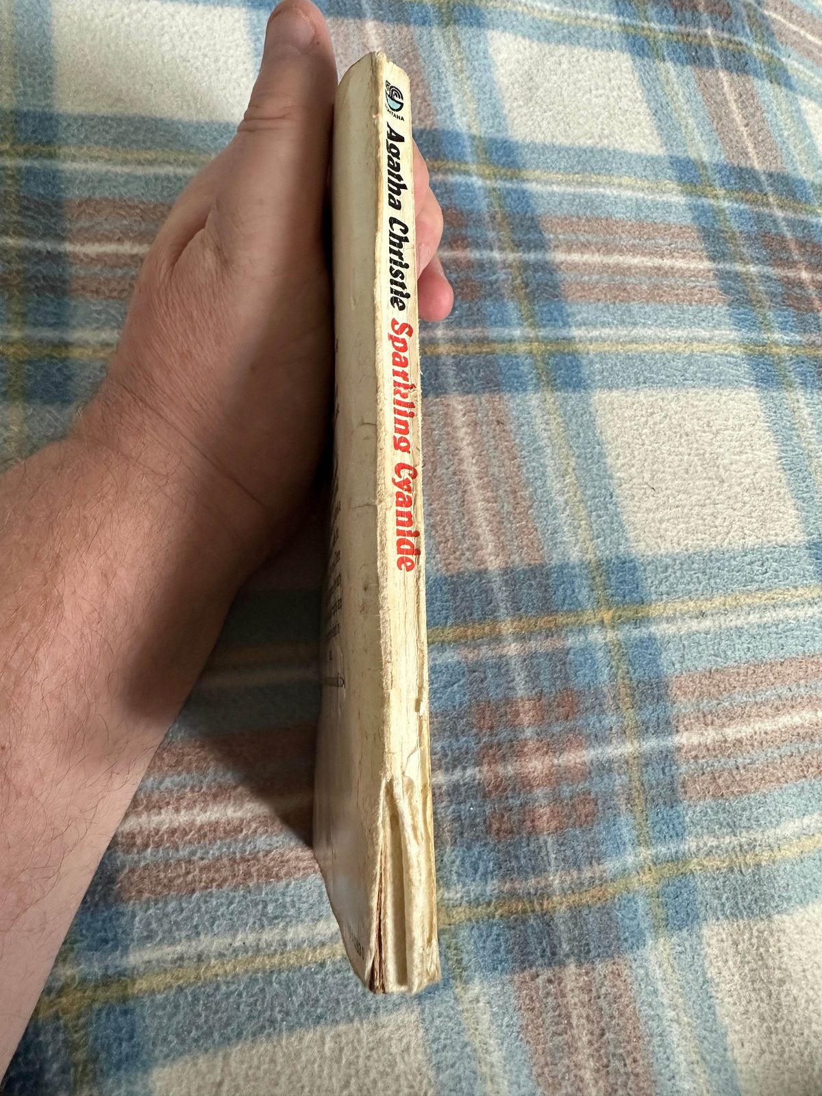 1981 Sparkling Cyanide - Agatha Christie(Fontana) - Honeyburn Books (UK)