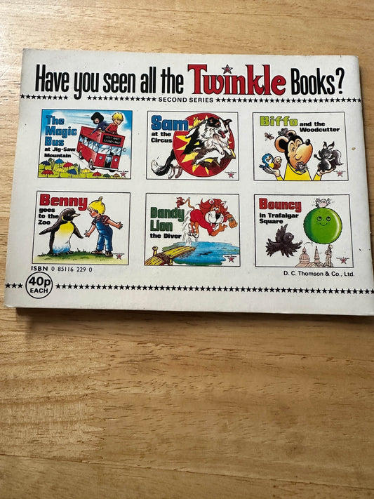 1980*1st* Sam At The Circus(Twinkle Books)D. C. Thomson - Honeyburn Books (UK)