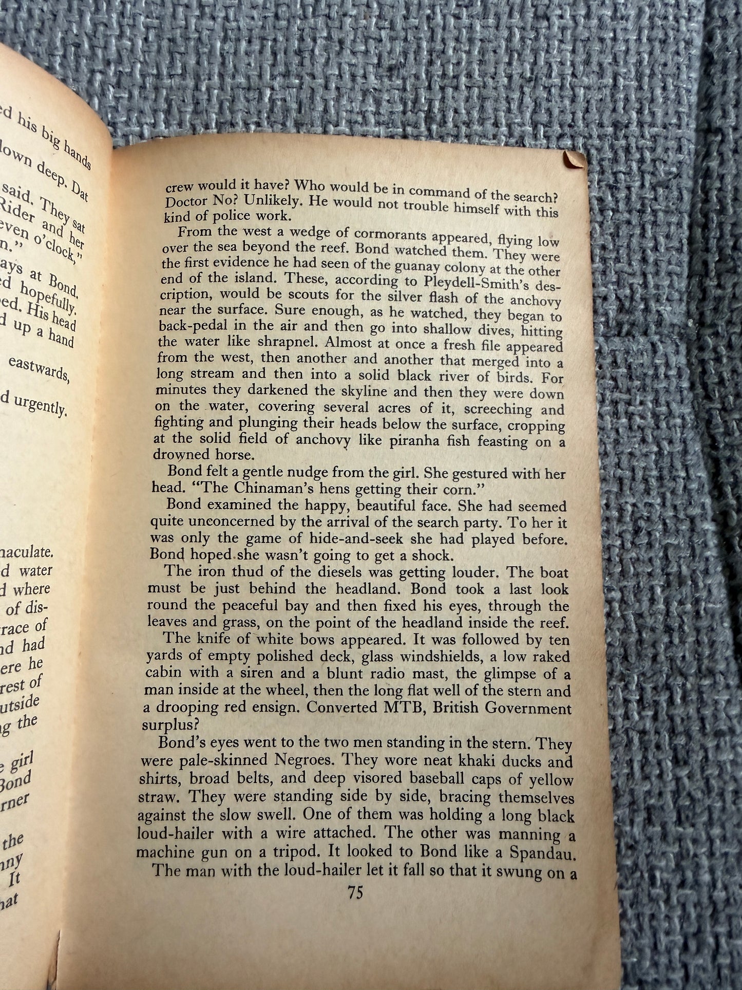 1963 Dr. No (James Bond) Ian Fleming (Pan Books)