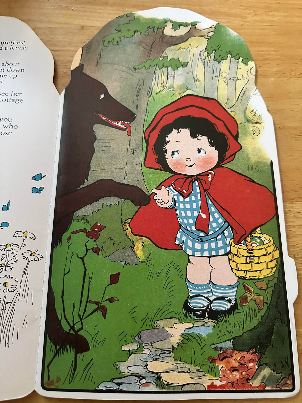2007 Red Riding Hood(Shape Book) Gladys Hall(Blue Lantern Studio) - Honeyburn Books (UK)