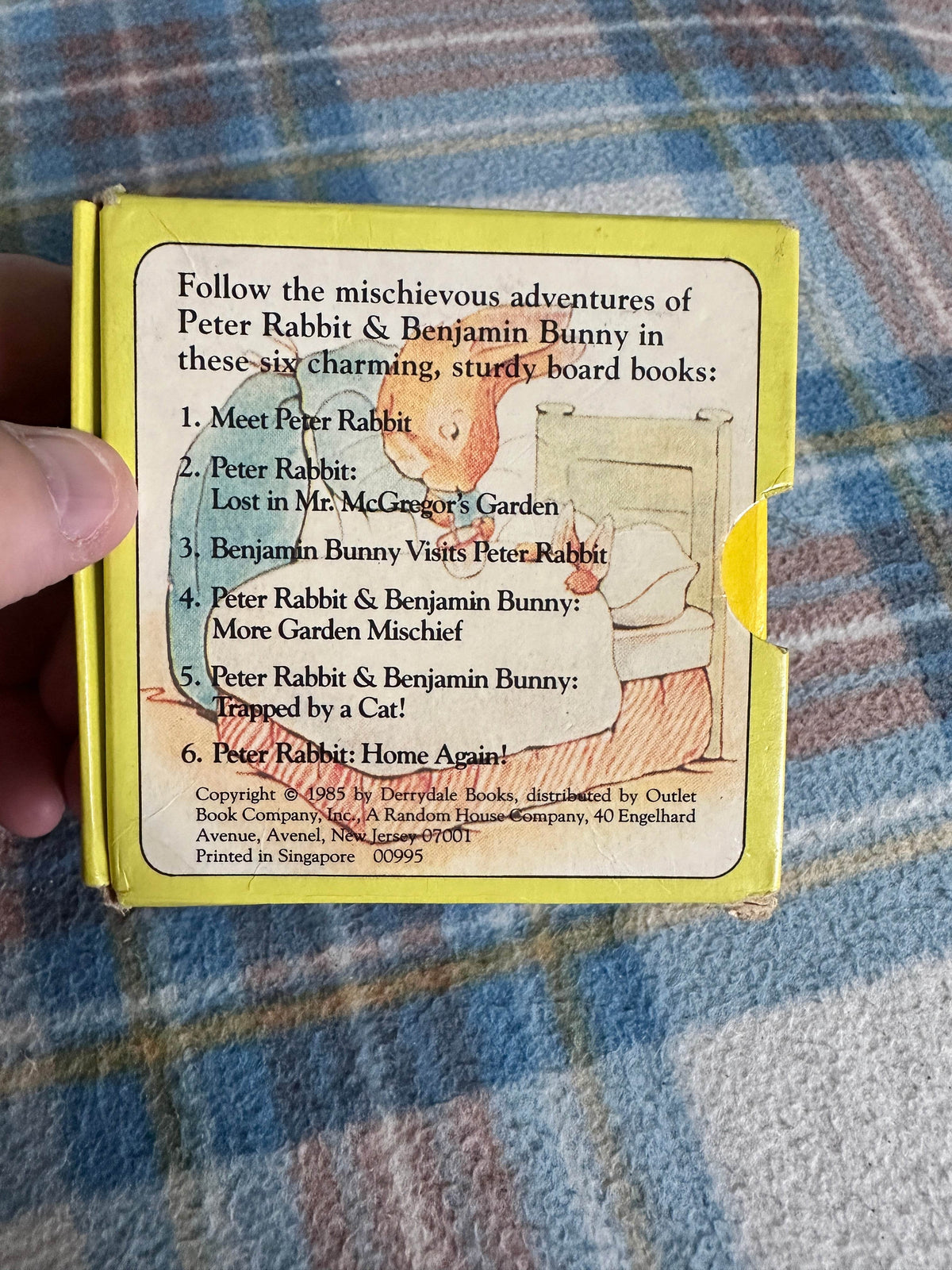 1985 Little Treasury Of Peter Rabbit - Beatrix Potter retold by Corey Nash(Derrydale Books) miniature - Honeyburn Books (UK)