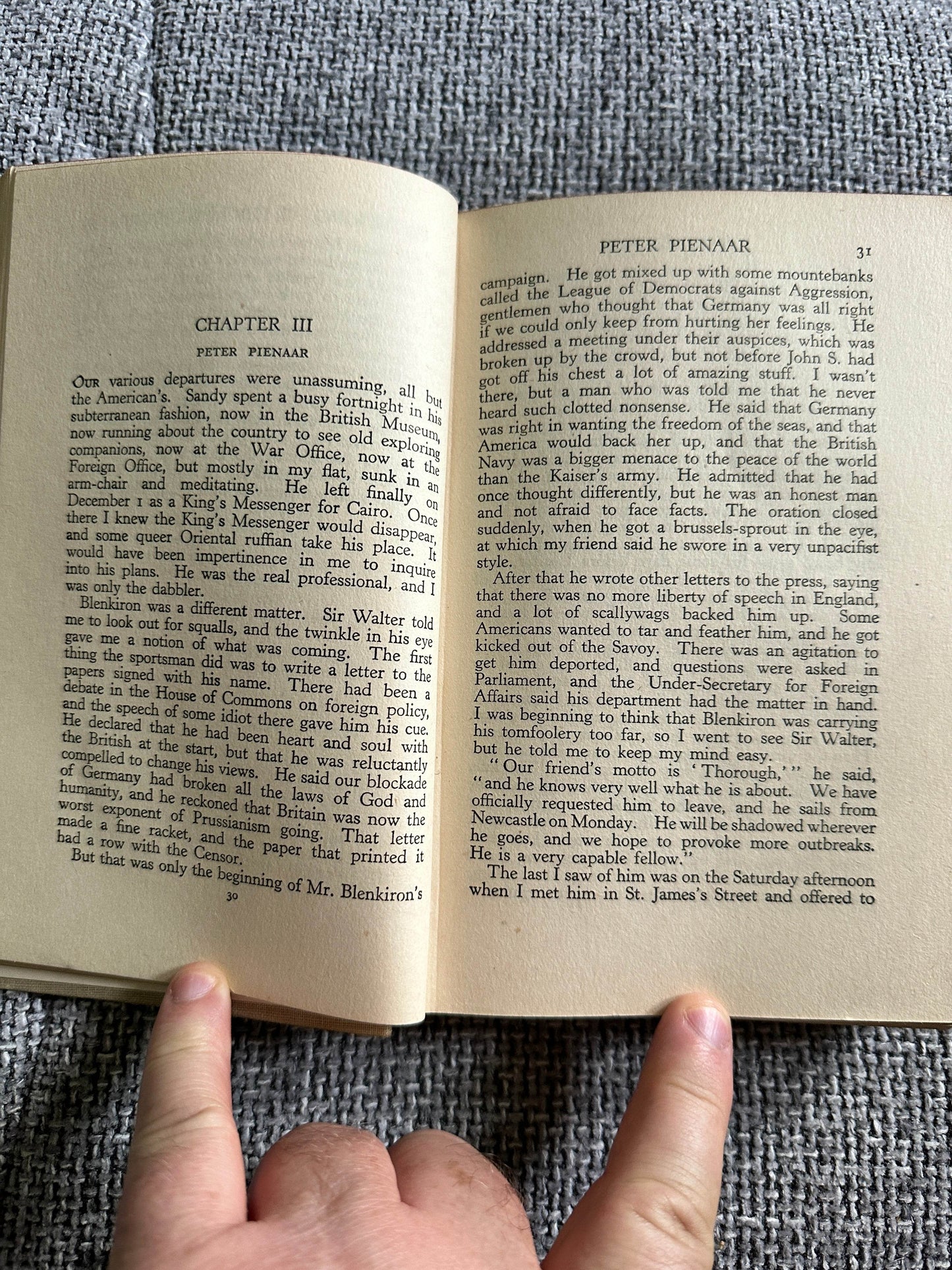 1947 Green Mantle - John Buchan(Hodder & Stoughton) - Honeyburn Books (UK)