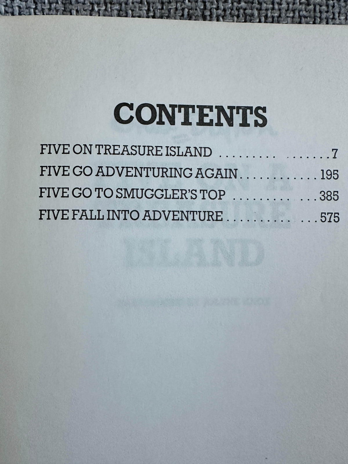 1988 The Exciting Adventures of The Famous Five(4 books Five On Treasure Island, Five Go Adventuring Again, Five Go To Smuggler’s Top,Five Fall Into Adventure) Enid Blyton(Illust Jolyne Knox) Treasure Press - Honeyburn Books (UK)