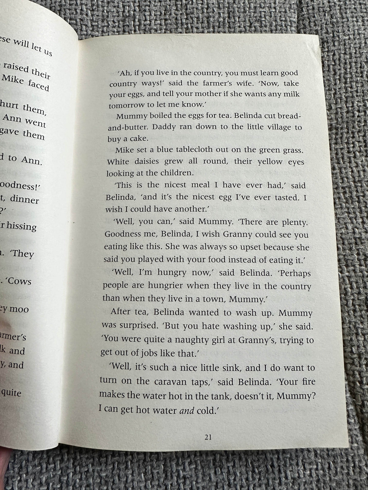 2016 Are We There Yet? - Enid Blyton (Egmont) 6 in 1 The Family Series - Honeyburn Books (UK)