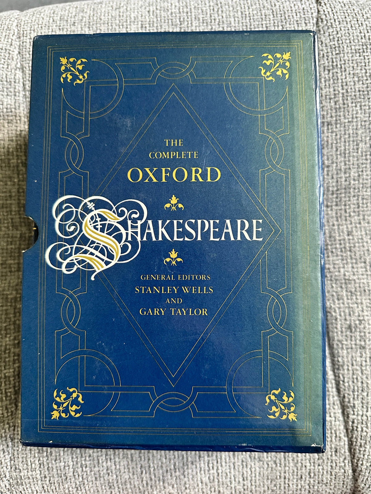 1989 The Complete Oxford Shakespeare (Box Set Leather / gilt) Guild Published - Honeyburn Books (UK)